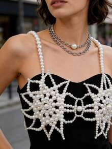 1件不规则珍珠胸罩创意女士胸部饰品身体链，仿饰品花朵胸罩，适合日常佩戴、派对、音乐节等场合，也可作为女士礼物 - 白色 - 查看 2