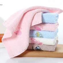 3pcs Cartoon Soft Handkerchiefs, High Quality Skin-Friendly Face Towels, Hanging Design, Absorbent & Quick Drying, Bathroom & Home Essentials - Pink - View 10