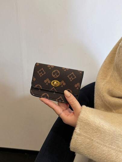 Neue Damen Braun Kurze PU Leder Geldbörse mit zufälligem Druckmuster, klassisch retro Mode Twist Verschluss Münzbörse, multifunktionale minimalistische Clutch für Damen Geldbörse, Mini Geldbörse, Portemonnaie, kleine Geldbörse, süße Geldbörse, Reisenotwendigkeit, Ausweishalter, Ausweishalter