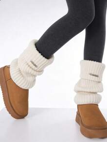 1 pereche de pantaloni călduroase de culoare solidă, călduroase și la modă, potrivite pentru ținute de la școală, șosete de Halloween, toamnă și iarnă, cumpărături casual, vacanță, ținute de petrecere de Crăciun (litere metalice cu logo aleatoriu) - Șosete etichetate - Vizualizare 2