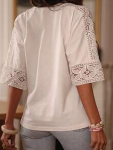 女士时尚休闲优雅日常穿搭约会简约纯色刺绣拼接镂空圆领短袖T恤，舒适面料，新款春夏上衣 - 白色 - 查看 4