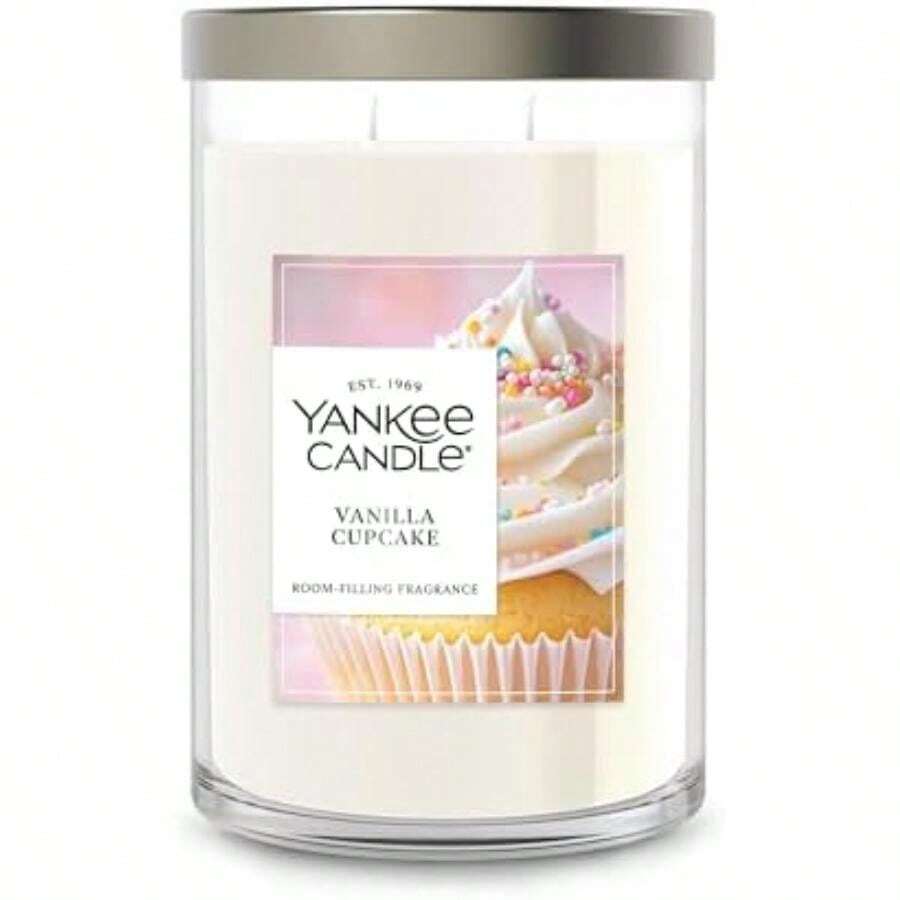 Yankee Candle - Vela perfumada de pilar mediano con hasta 115 horas de combustión, mezcla de cera de plantas premium para quemaduras constantes, vela de pilar de 14 onzas con fragancia de relleno de(Cupcake de vainilla. Signature Large 2-Wick Tumbler) - Multicolor - Ver 1