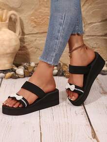 2025 Neue Schleifen-Kristall-Perlen-Dekor Plateau-Keilsandalen mit dicker Sohle, koreanischer süßer und cooler Stil, geeignet für den täglichen Gebrauch, Urlaub, Strand, Plateau-Schuhe - Schwarz - Übersicht 5