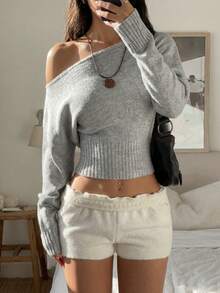Sexy Asymmetric Neck Oblique Collar Knit Sweater, Comfortable & Elegant, Suitable For Dating, Casual, Travel In Autumn/Winter - Light Grey - View 2