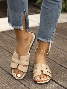 Women's Solid Color Korean Style Slippers, New Fashion Flat Casual Beach Sandals - Khaki - View 4