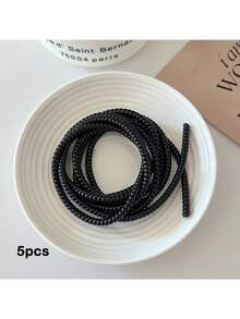 Bộ 5 chiếc bảo vệ cáp (màu ngẫu nhiên), phù hợp với hầu hết các loại sạc điện thoại, chiều dài 1.4m, giúp cuộn gọn cáp sạc để tránh bị uốn cong và đứt. - Nhiều màu - Xem 7