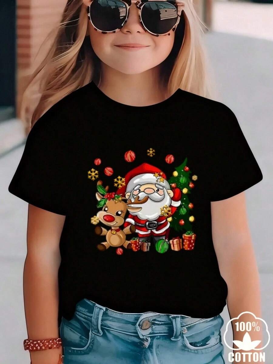 Esta nueva camiseta de manga corta para niña está hecha 100 % de algodón y luce un elegante estampado navideño. Es informal y versátil. Su tejido suave y agradable al tacto es delicado con la piel, lo que permite que las niñas se muevan con libertad y comodidad durante las reuniones familiares, los eventos escolares o los juegos al aire libre. - Negro - Ver 1