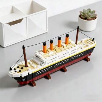 1151pcs Vintage Style Cruise Ship Building Blocks Toy, Desktop Collection Model