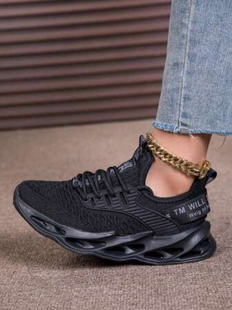 Zapatos deportivos versátiles y amortiguadores de moda para mujeres, con parches de malla, cómodos tenis deportivos de unicolor y deslizantes, para caminar