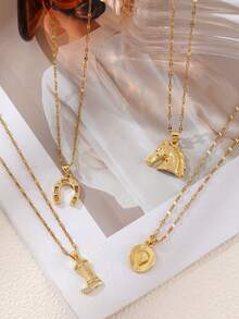 1pc Western Cowboy-Style Creative Fashion Elegant Exquisite Gorgeous Titanium Steel Horse Head Cowboy Hat Boots Horseshoe Necklace Women's Couple Jewelry Gift, Suitable For Valentine's Day, Daily Dates, Parties, Holidays, Gifting, And Vacation Wear