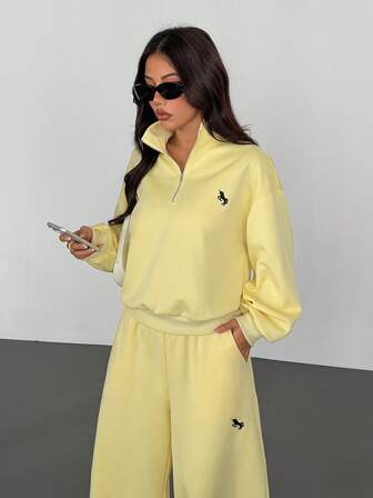 Women Fashion Casual Commuting Solid Color Yellow Embroidered Half Zip Up Loose Sweatshirt And Embroidered High Waist Drawstring Relaxed Straight Leg Sweatpants Set, Casual Sets For Women,Elegant Women's Set,Animal Graphic Set,Suitable For Daily,Sports And Leisure Wear Fall Cloth For Women,New Year,Valentine's Day Outfits