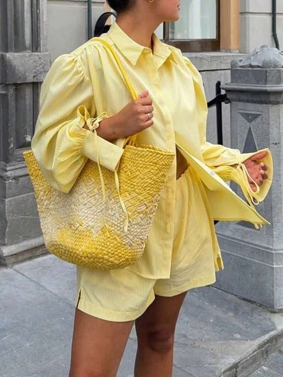 طقم قميص كاجوال مع أكمام فانوس وربطة عنق مخطط وشورت خصر مطاطي، مناسب للعطلات والشاطئ والاستخدام اليومي والحديقة والشارع - أصفر - مشاهدة 1