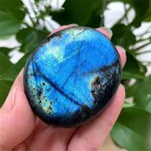 1 Piece/3 Pieces Natural Stretchite Small Carving Blue Glow Stone Polished Crystal Blue Light Reflective Stone Holiday Gift Crafts Collectibles Christmas Gift - Multicolor - View 3
