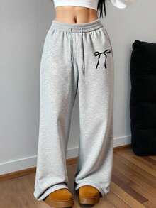 大码女式抽绳腰直筒休闲街头风格裤，适合毕业、返校、休闲、运动、居家、旅行