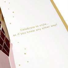 Hallmark Shoebox - Juego de tarjetas de cumpleaños (tarjetas con sobres), Gracias por ti(Pop Up, Zapatos) - Multicolor - Ver 5
