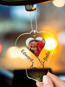 1-6 piezas Colgante de acrílico personalizado, recuerdo del Día de San Valentín, colgante con diseño personalizado de corazón y manos entrelazadas, se puede imprimir foto y nombre, adecuado para decoración de automóvil, decoración del hogar, personalizado, exquisito, de alta calidad, romántico, colorido, regalo del Día de San Valentín, perfecto para novia, novio, esposa, amante