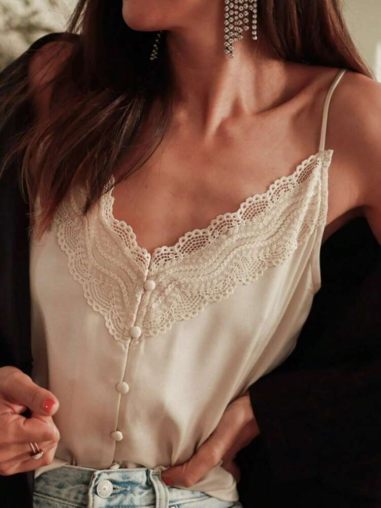 SUNSTORY 女士优雅蕾丝拼接缎面吊带背心，适合约会、音乐节、嘉年华、婚礼季、派对、度假、暑假、海滩、通勤等场合。 - 香檳色 - 查看 4
