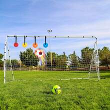 便携式可调节绳长悬挂设计，耐用TPE材质足球射门训练靶，可拆卸，方便个人在场上训练使用，足球速度敏捷训练标志圆盘，悬挂式射门练习器材，易于适配足球及其他多种运动，有效提升射门精准度，适合家庭及场上训练，足球训练器材，足球配件