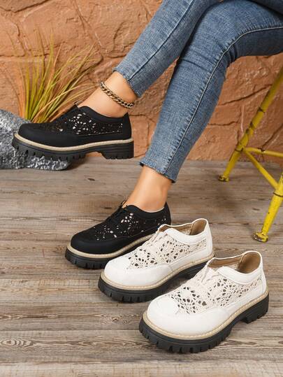 休闲复古双色鞋底，透气镂空鞋面，舒适百搭，时尚女士休闲乐福鞋