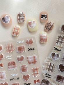 棕色经典格子蝴蝶结美甲贴纸 - 高级多功能心形蝴蝶结美甲贴纸，秋冬款