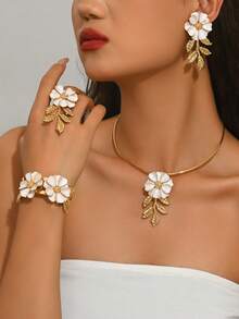 1 Set Of 5pcs Fashionable Bohemian Floral Metal Jewelry Set, Suitable For Women's Daily, Beach, Party, Banquet, Music Festival Wear - Beige - View 4