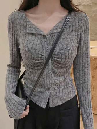 Merrilee 女士针织开衫，修身不对称荷叶边领短款毛衣内衣