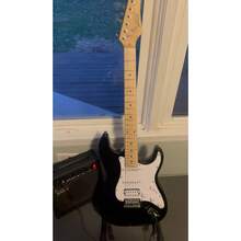 Full-Size Black Electric Guitar Starter Package With 20-Watt Amp HSS Pickups - như hình ảnh - Xem 3