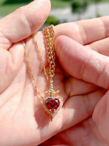 1 Collar con colgante con forma de corazón de multi-capa con cadena dorada y rhinestones rojos de diseño de moda, diseño en capas, adecuado para uso diario de mujeres en el Día de San Valentín - collar - Ver 3