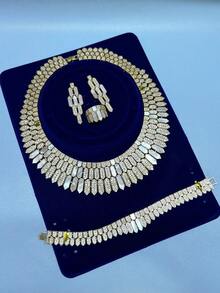 四件套奢华套装：圆形金色贝壳，可爱迷人的微镶锆石首饰套装（项链、手链、戒指、耳环），适合日常佩戴、派对、婚礼，也是送给女朋友和朋友的理想礼物。 - 四件套 - 查看 8