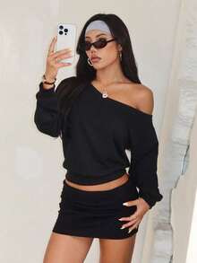 Áo nỉ đen hở vai, áo crop top tay dài phong cách ngọt ngào và cay nồng dành cho những người yêu thích thời trang Y2K - màu đen - Xem 1