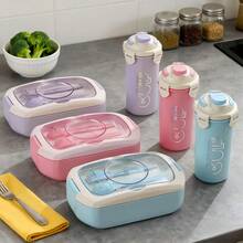 Bộ hộp cơm bento và bình nước 2 món, hộp cơm lớn 4 ngăn kèm thìa, dĩa và hộp đựng nước chấm, dùng được trong lò vi sóng, phù hợp cho người đi làm, đi học và học sinh. - Nhiều màu - Xem 8