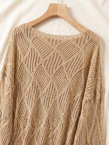 Cubre con cuello en V y diseño de diamantes huecos de punto suelto para mujer, elegante cubre para la playa y uso en resort en otoño temprano - Camel - Ver 5