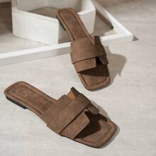 Sandales plates à bout carré pour femmes, sandales de plage casual, sans lacets, couleur unie, élégantes mules noires plates pour l'été