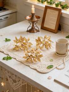 1束（6朵）仿真花束迷你玫瑰茶芽叶子字母DIY花环材料糖果盒配件家居婚礼装饰新娘手腕花胸花头饰材料情人节礼物新年装饰生日派对蛋糕配件 - 金色 - 查看 5