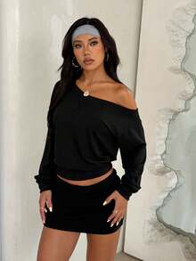 Áo nỉ đen hở vai, áo crop top tay dài phong cách ngọt ngào và cay nồng dành cho những người yêu thích thời trang Y2K - màu đen - Xem 3