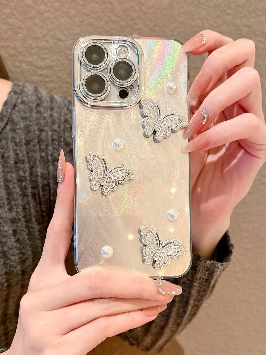 炫彩全息水钻蝴蝶手机壳 - 采用炫彩银色全息背板、3D水晶镶嵌蝴蝶、仿珍珠点缀、闪亮摄像头边框、防震透明保护盖,闪耀优雅,是闪亮爱好者、追求女性化风格人士和个性配饰爱好者的理想之选。 - 彩色 - 查看 1
