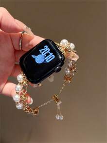 优雅苹果主题珍珠手链表带，配有安全两步式表扣 | 闪亮珠子和可爱苹果吊坠，兼容 Ultra/SE/Series 11/10/9/8/7/6/5/4/3/2/1 | 可调节尺寸，适用于 38mm、40mm、41mm、42mm、44mm、45mm、46mm、49mm 表盘 - 38/40/41mm(s10)42mm - 查看 5