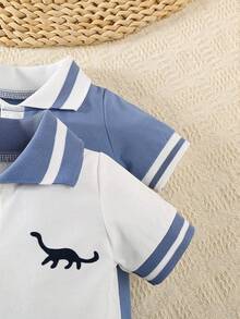 2件套新生儿男宝宝恐龙印花POLO领短袖连体衣套装，夏季 - 藍白色 - 查看 3