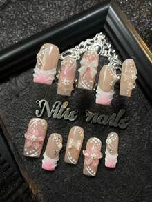Bộ 10 móng giả thủ công phủ kín hoàn toàn, móng vuông, móng hồng nhạt & móng trắng kiểu Pháp, nhuộm hồng tie-dye, phụ kiện trang trí móng 3D hình nơ, hoa & đá quý, họa tiết hình học vẽ tay & giọt nước ba chiều, bộ móng nghệ thuật phong cách Y2K, thích hợp cho các bạn gái và phụ nữ tham dự các buổi tụ họp, tiệc theo chủ đề và các hoạt động khác, kèm theo 1 dũa móng mini và 1 nhãn dán hai mặt. - Màu Hồng baby - Xem 3