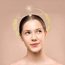 Ensemble de bijoux couronne halo baroque dorée - Bandeau et boucles d'oreilles ornés de strass soleil, lune et étoile pour mariée et mariage - Multicolore - Voir 6