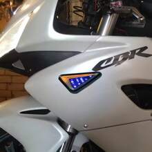 1 Par de luces intermitentes LED para motocicleta de forma triangular, 12V, universales, luz indicadora de 10 mm, luces de marcha en rojo y amarillo - luz roja y amarilla - Ver 7