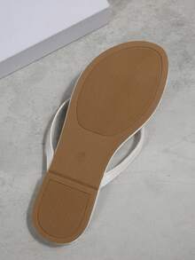 Teen Girls' Shiny Flip-Flops, Casual Street-Style Summer Beach Sandals, Flat Multi-Functional Non-Slip Slippers, Home Slippers, Available In Multiple Colors: Yellow, Black, White, Pink - White - View 8