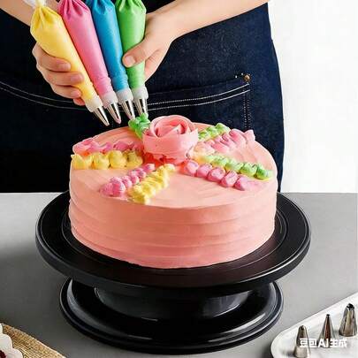 1pc Rotating Turntable, Sculpted Wheel Rotating Cake Turntable, Spray Painted Lightweight Stand, Plastic Rotating Cake Installation Turntable, Cake Decorating Installation Turntable Stand