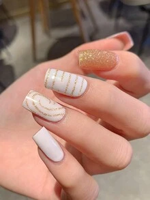 1片新款豹纹全甲贴纸，防水可移除美甲贴纸，女士美甲贴花，易于使用，适合节日、派对、生日礼物等场合。 - 金色 - 查看 6