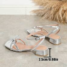 Giày sandal nữ thời trang nhiều quai, thắt nơ, hở mũi, khoét lỗ, khóa cài, gót thấp, thoải mái, đa năng, chống trơn trượt, kiểu La Mã. - Bạc - Xem 8