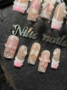 Bộ 10 móng giả thủ công phủ kín hoàn toàn, móng vuông, móng hồng nhạt & móng trắng kiểu Pháp, nhuộm hồng tie-dye, phụ kiện trang trí móng 3D hình nơ, hoa & đá quý, họa tiết hình học vẽ tay & giọt nước ba chiều, bộ móng nghệ thuật phong cách Y2K, thích hợp cho các bạn gái và phụ nữ tham dự các buổi tụ họp, tiệc theo chủ đề và các hoạt động khác, kèm theo 1 dũa móng mini và 1 nhãn dán hai mặt. - Màu Hồng baby - Xem 7