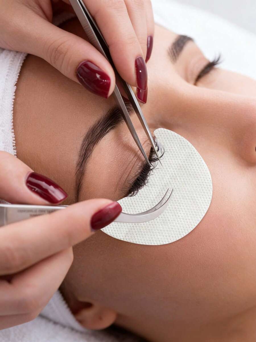 30/50/100pcs Eyeshadow Stickers, Eyelash Extension, Smokey Eye Makeup, Eyeliner, Makeup Tools, Non-Woven Fabric Eyelid Stickers, Eyelash Removal Tools - Multicolor - View 1