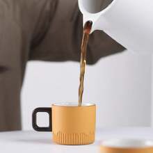 Taza de café Vintage de cerámica de 60ml, taza de agua, taza de té con mango de madera, taza de café hecha a mano, taza de café pequeña, regalo de cumpleaños - El horno se vuelve blanco - Ver 4