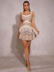 Novo vestido curto feminino com cintura vazada, franjas, decote em V, sem mangas, modelagem justa e saia evasê. Ideal para casamentos, damas de honra, festas de Natal e coquetéis. - Damasco - Ver 7