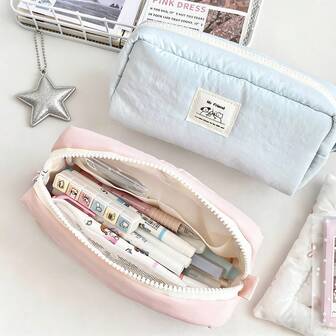 大容量多功能学生文具收纳袋，简约结实，学校办公两用收纳盒，柔软舒适，适合学生、职场人士和文具爱好者。